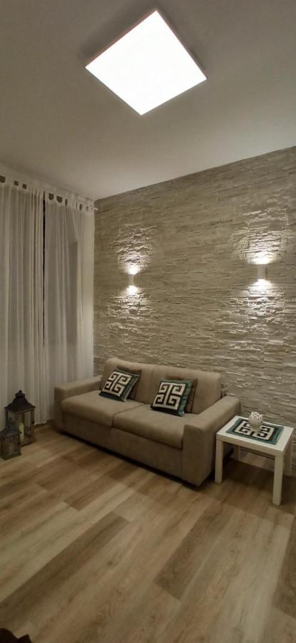 Casa Fronte Del Porto Apartman Bari Kültér fotó