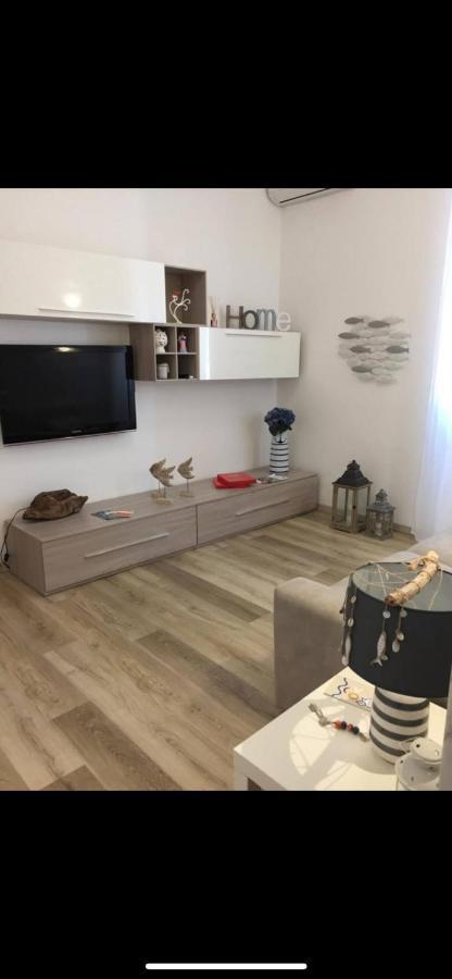 Casa Fronte Del Porto Apartman Bari Kültér fotó